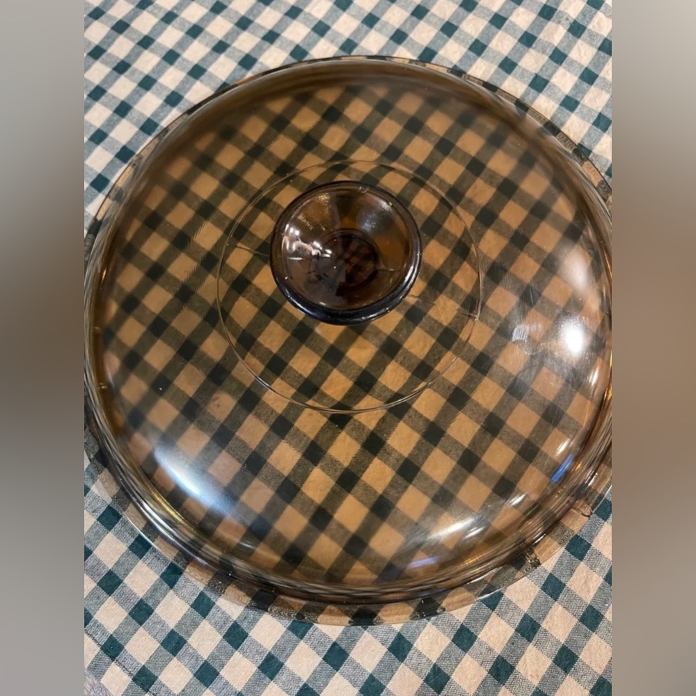 Large Vintage Pyrex Replacement Lid- Amber